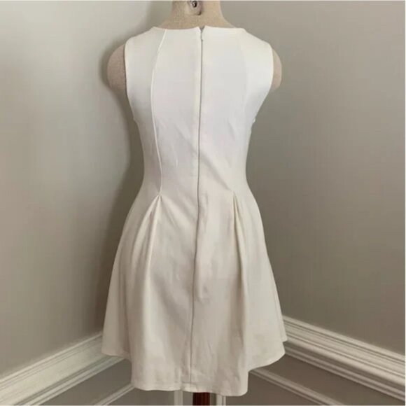 Monteau Sleeveless Fit and Flare Dress with Cut Out Detail Size Medium - Picture 2 of 8